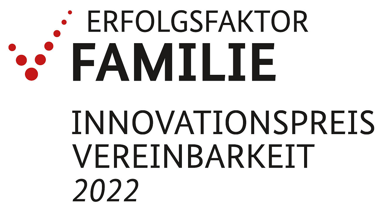 Logo mit Text "Erfolgsfaktor Familie Innovationpreis Vereinbarkeit 2022"