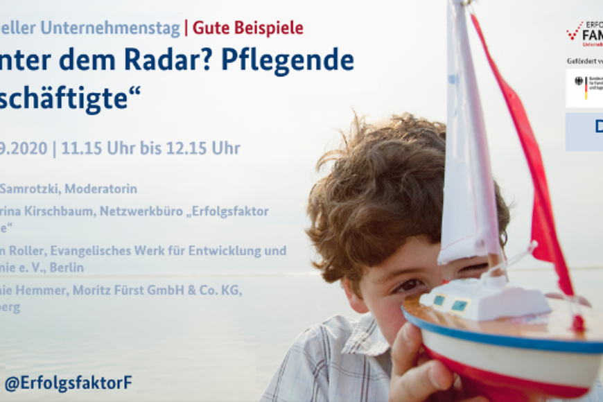 Ein Junge mit einem Spielzeugbott, links davon der Schriftzug "Unter dem Radar? Pflegende Beschäftigte"