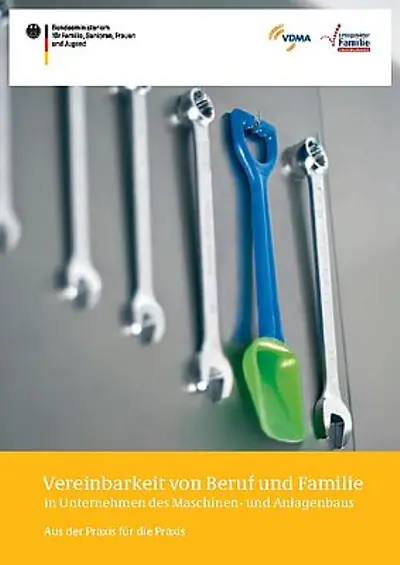 Broschüre mit Schriftzug "Vereinbarkeit von Beruf und Familie"