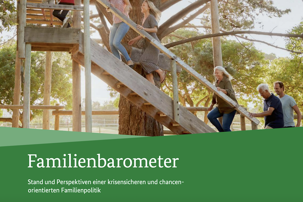 Titelseite Publikation Familienbarometer März 2023